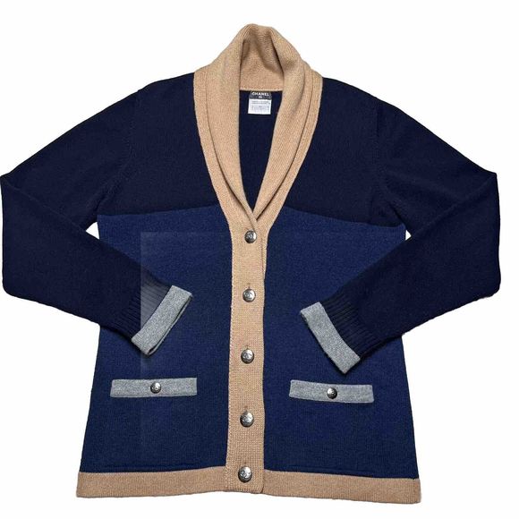 Chanel 100% Cashmere Cardigan Sweater Color Block Size 40 Blue Tan Gray Buttons - Picture 5 of 16